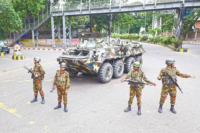 সংবিধান ও আইনের আলোকে কারফিউতে দায়িত্ব পালন করবে সেনাবাহিনী