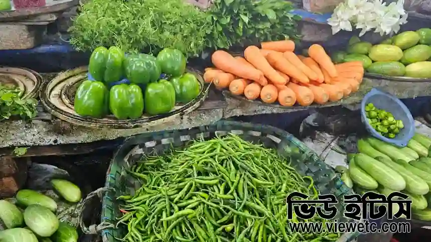 চট্টগ্রামে সব ধরনের সবজির দাম দ্বিগুণ, কাঁচা মরিচ ৭০০ টাকা